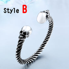 Skull bracelet